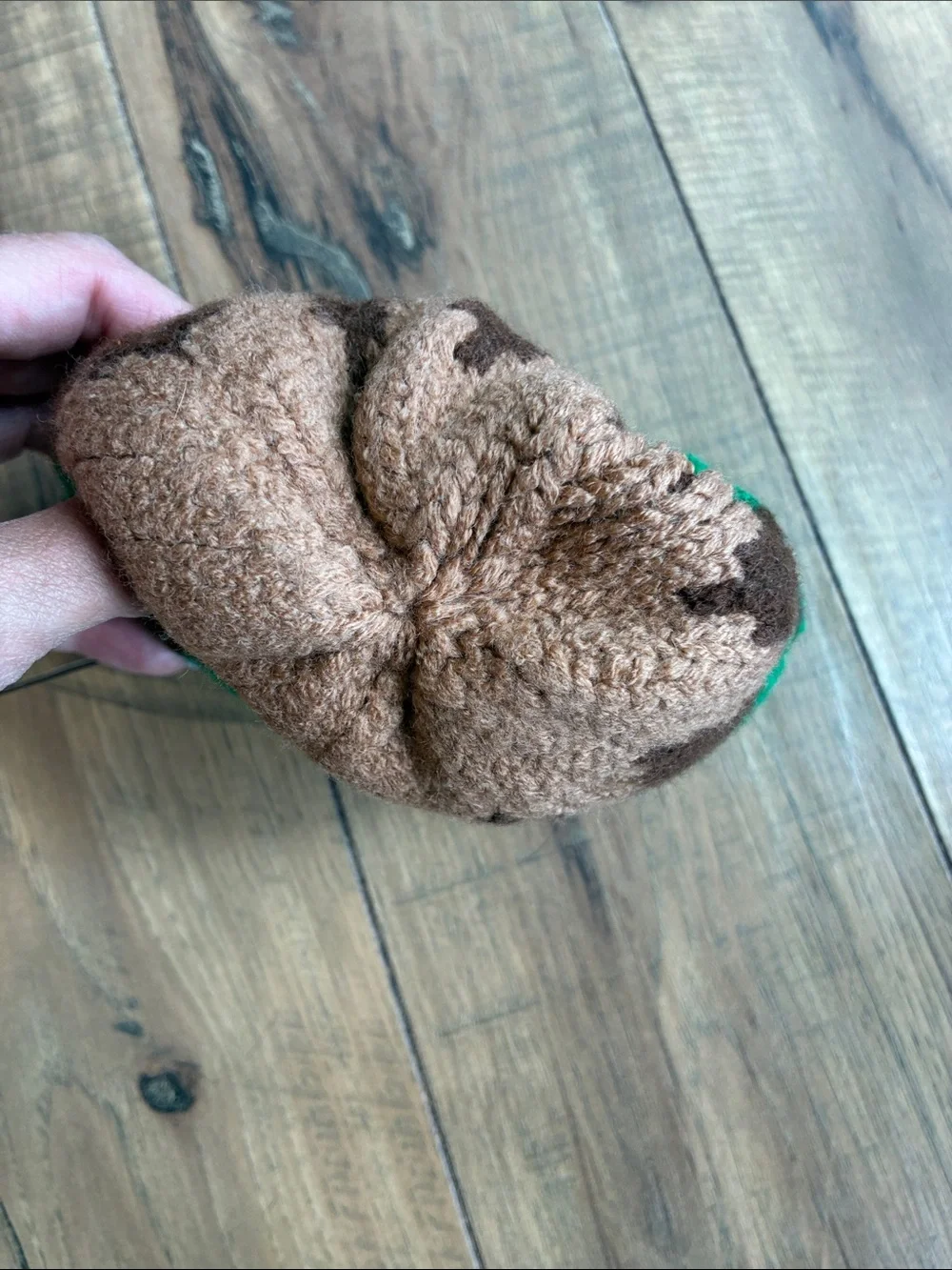 Gucci Green Brown Tan Knit Logo Beanie